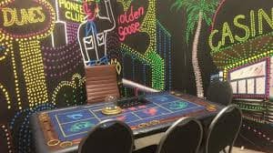 Antarmuka aplikasi pelita168 menampilkan lobby kasino langsung dengan meja roulette dan blackjack